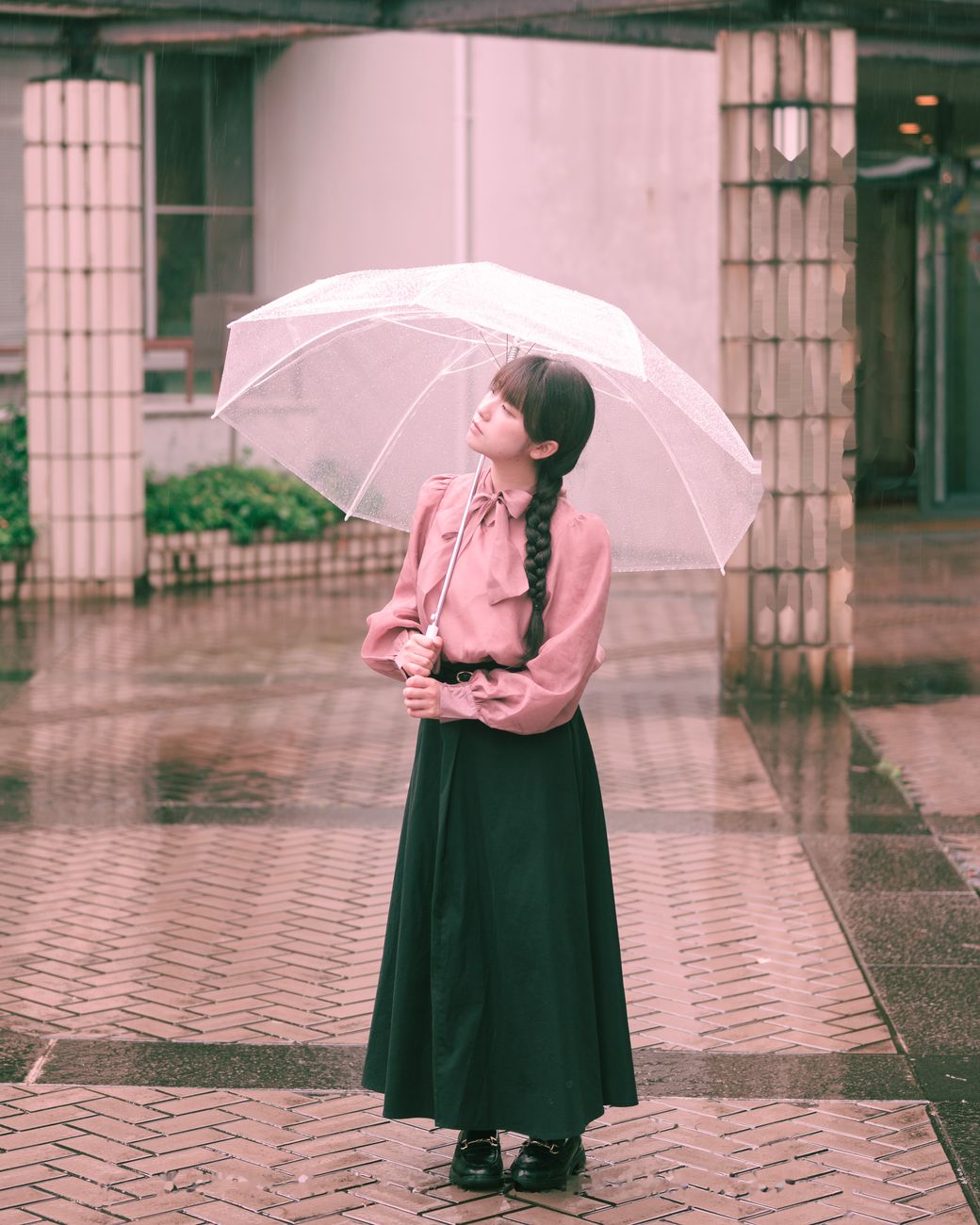 もえの（雫・かおる 役）